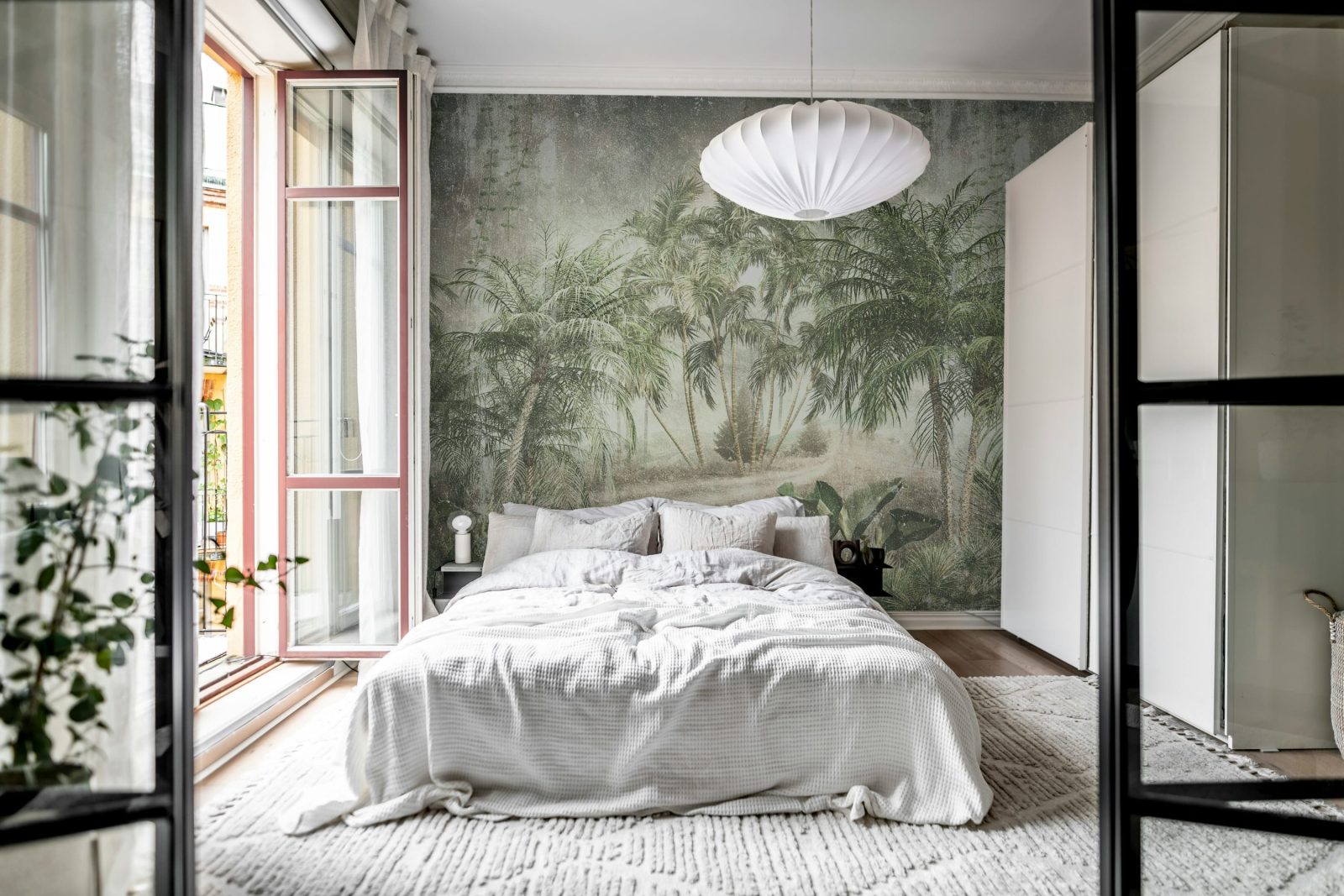 Faded Tropics, Green, Rebel Walls 3