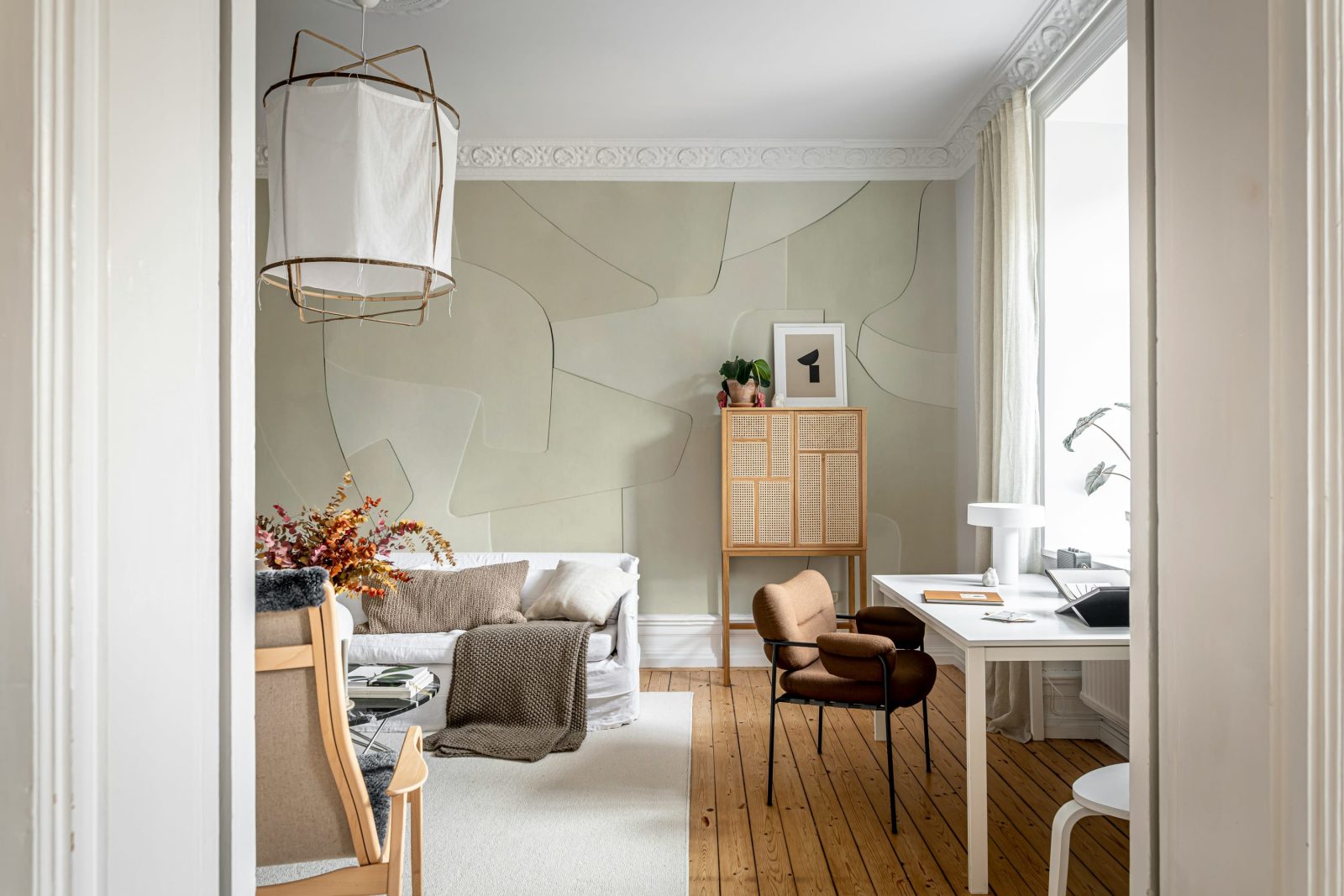 Serene Layers, Beige, Rebel Walls 2