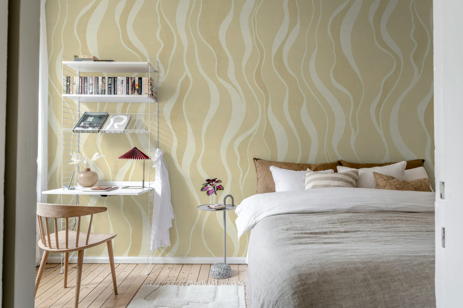 Gentle Lines, Yellow, Rebel Walls 3