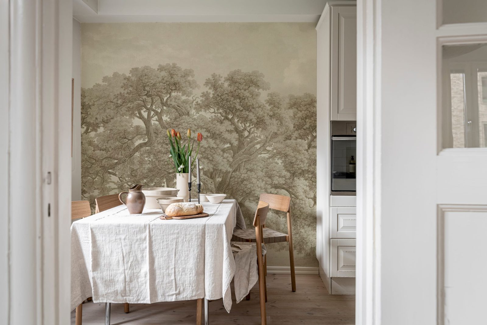 Vintage Oaks, Beige, Rebel Walls 3
