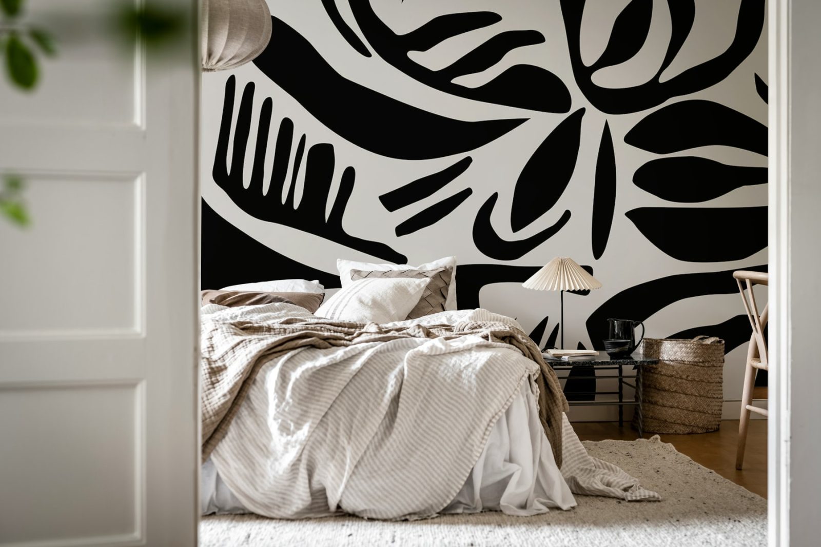 Abstract Leafs, Black & White, Rebel Walls 3