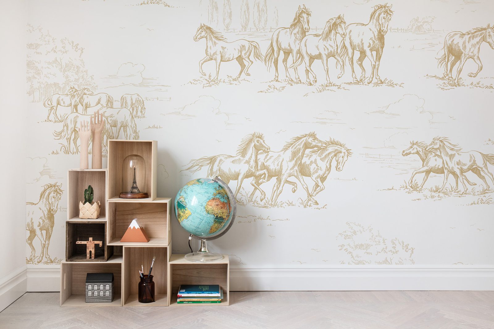Horse Herd, Gold, Rebel Walls 2