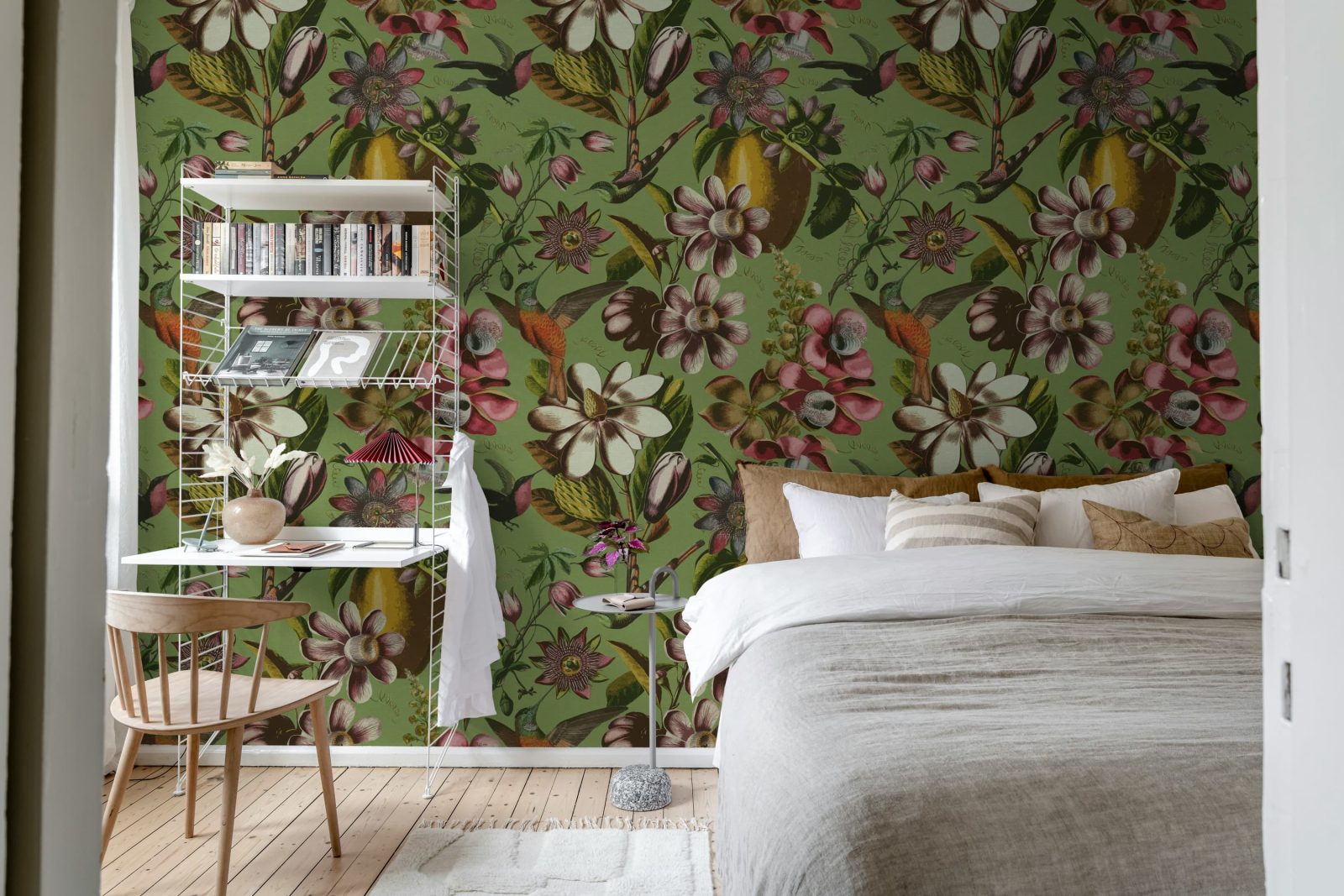 Flying Kolibri, Green, Rebel Walls 2