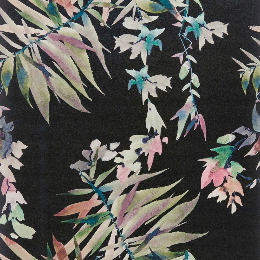 Essence, Sable Black Luxury Floral, 1838 Wallcoverings, 5.3mp / rola