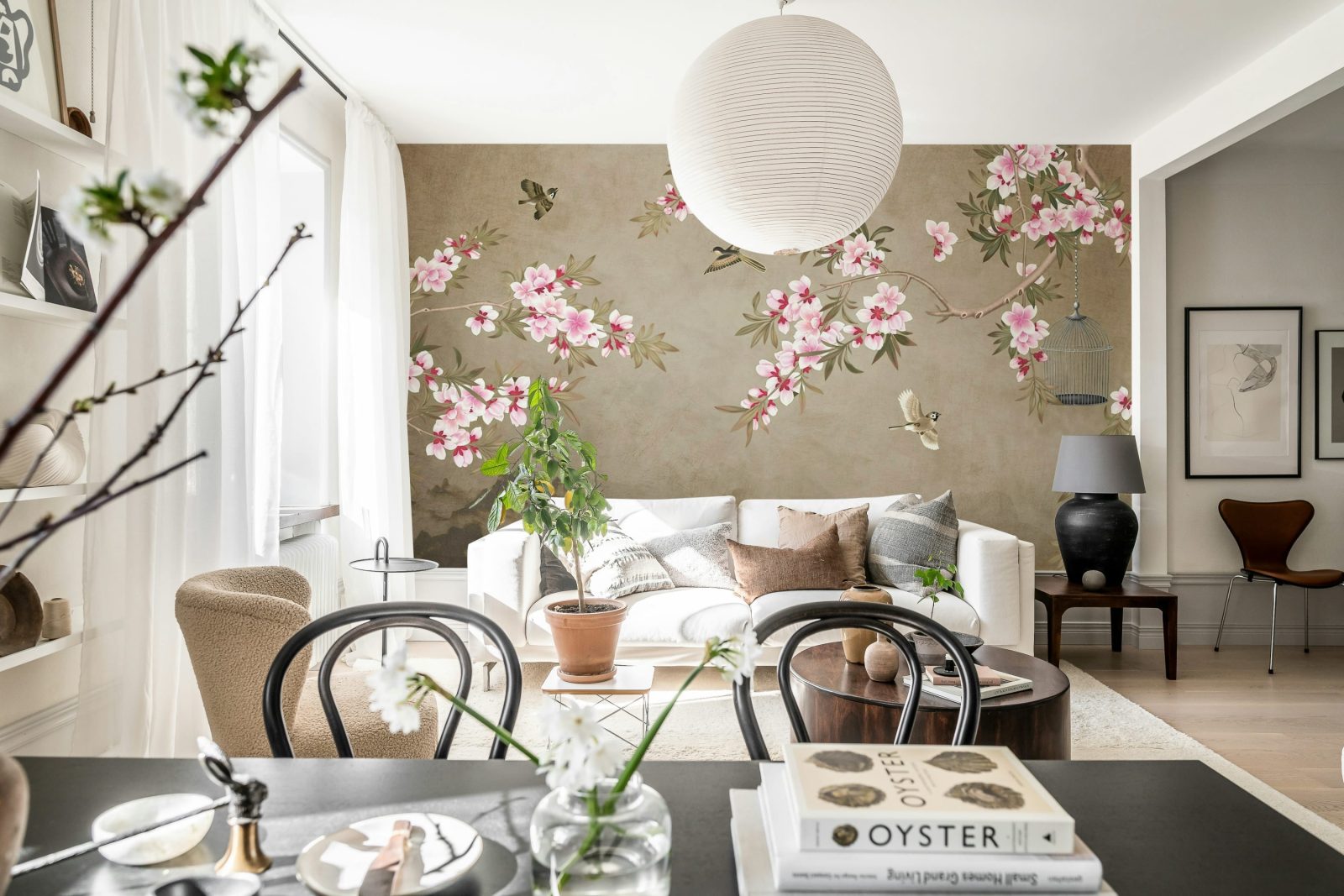Chinoiserie Branches, Brown, Rebel Walls 2
