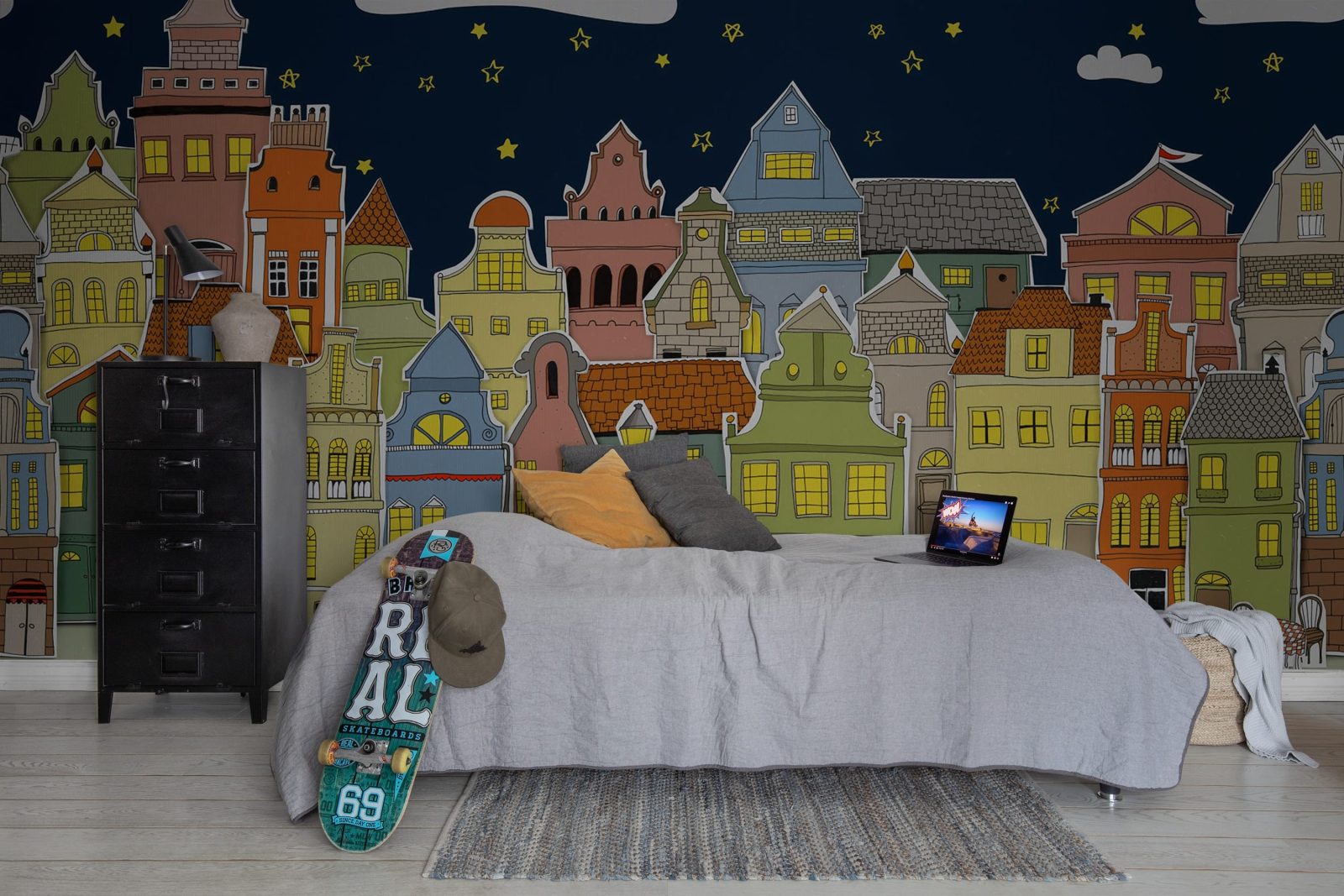 London Houses, Night, Rebel Walls 3