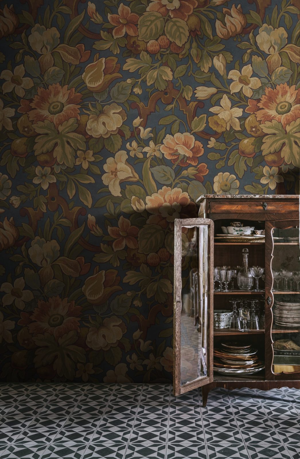 Vintage Flora, Blue, Rebel Walls 2