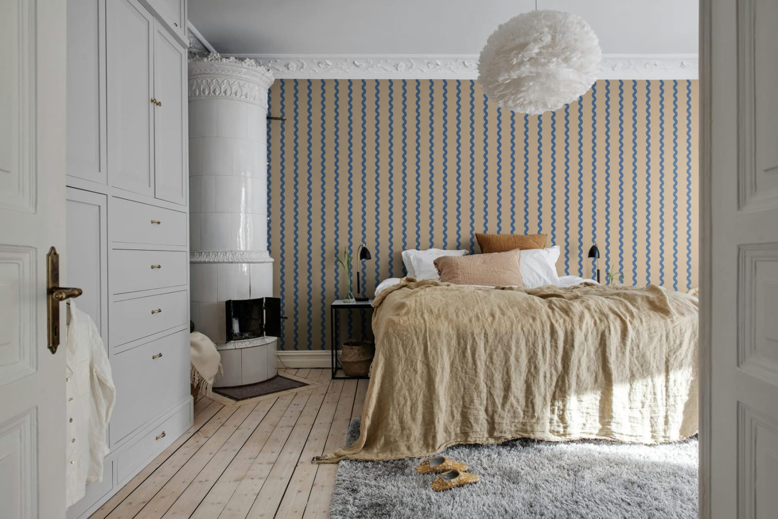 Wobbly Stripe, Blue, Rebel Walls 3