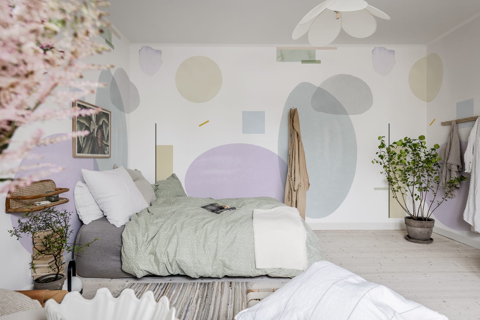 Geometry, Lilac, Rebel Walls 2