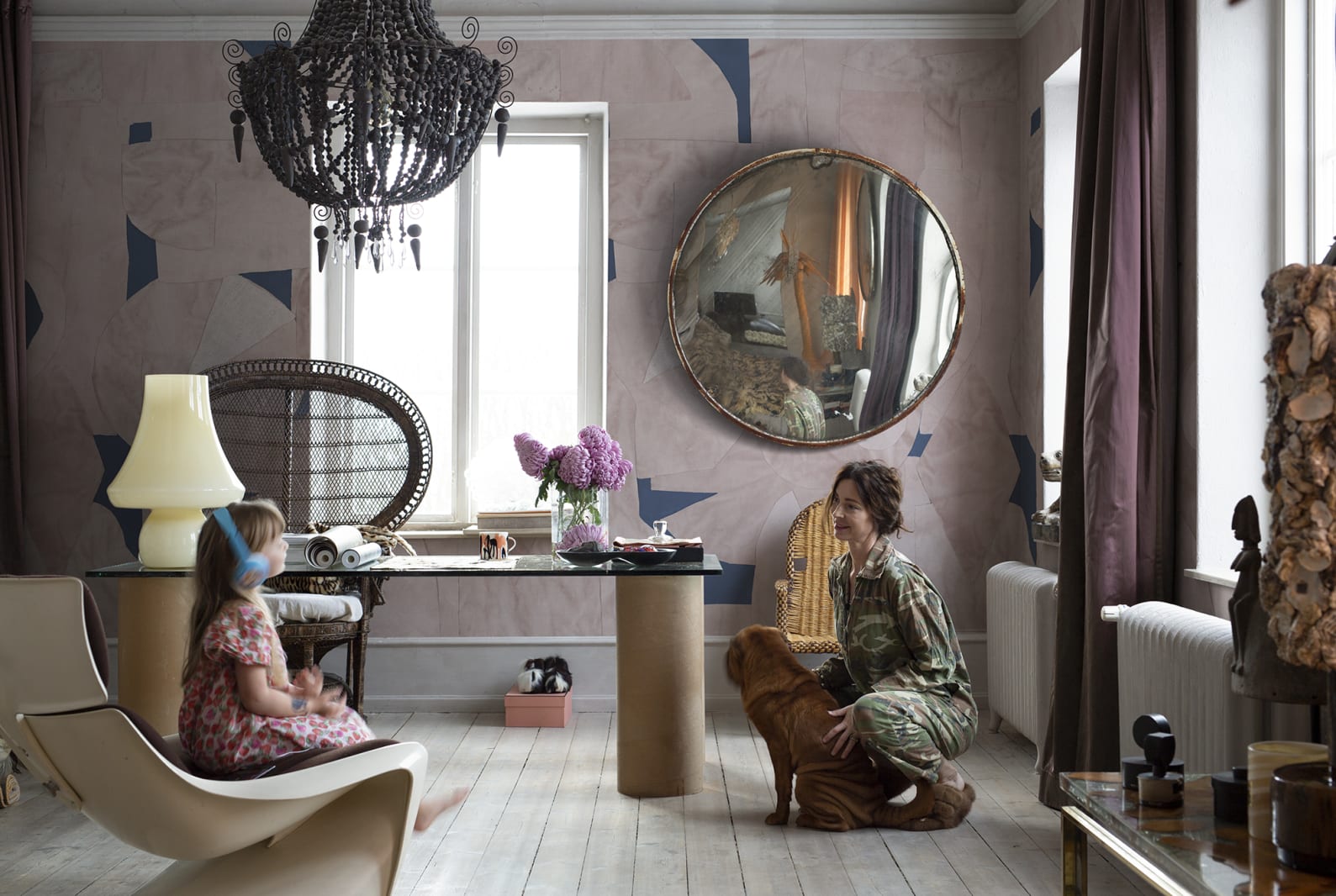Bruno, Pink, Rebel Walls 2