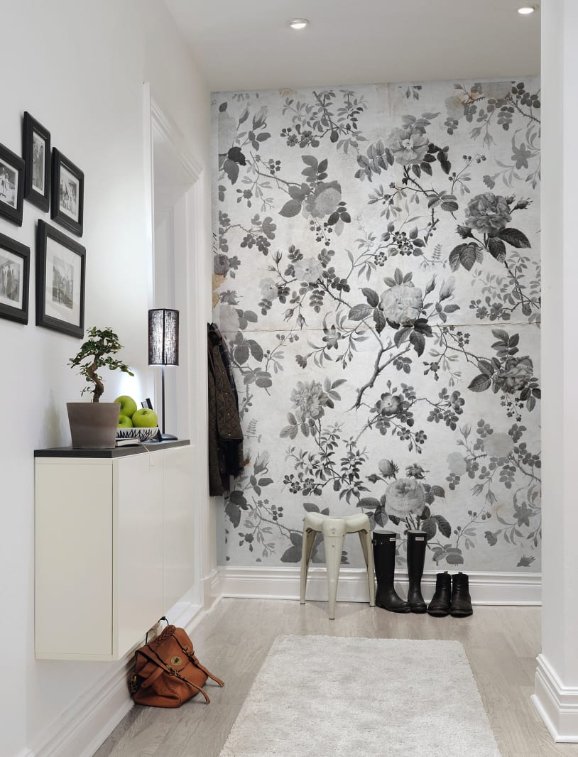 Rosegarden, Black, Rebel Walls 3