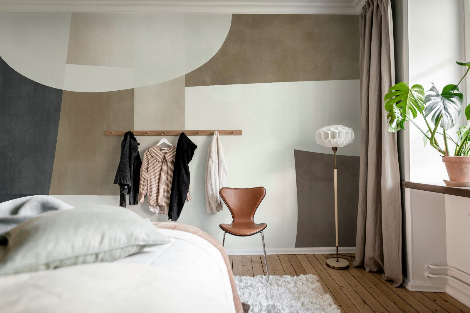 Soft Contours, Greige, Rebel Walls 3