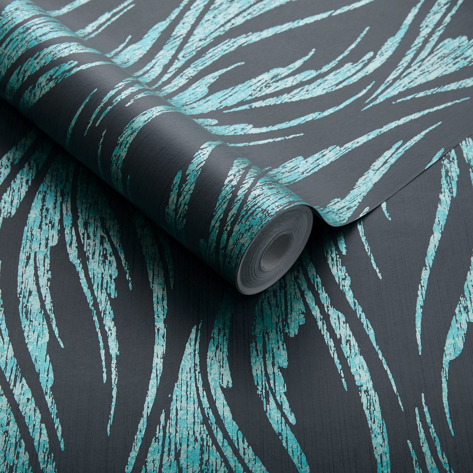 Ripple, Mineral Green and Black Luxury Feature, 1838 Wallcoverings, 5.3mp / rola 3