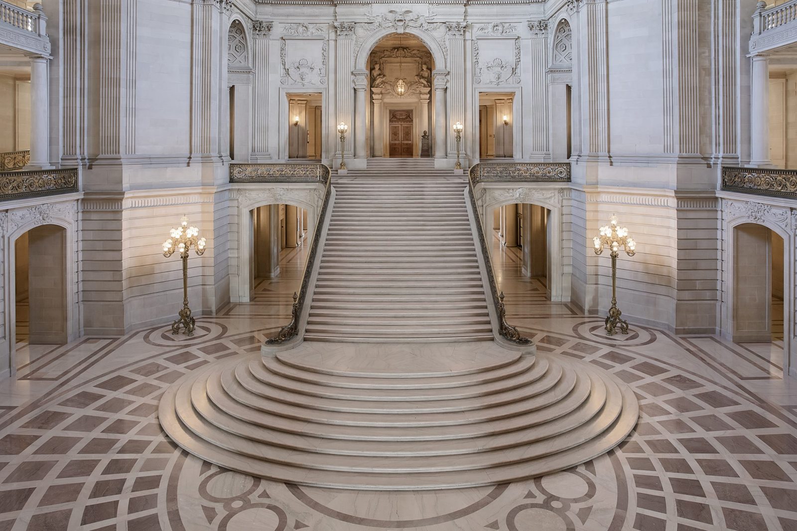 Majestic Staircase, Rebel Walls