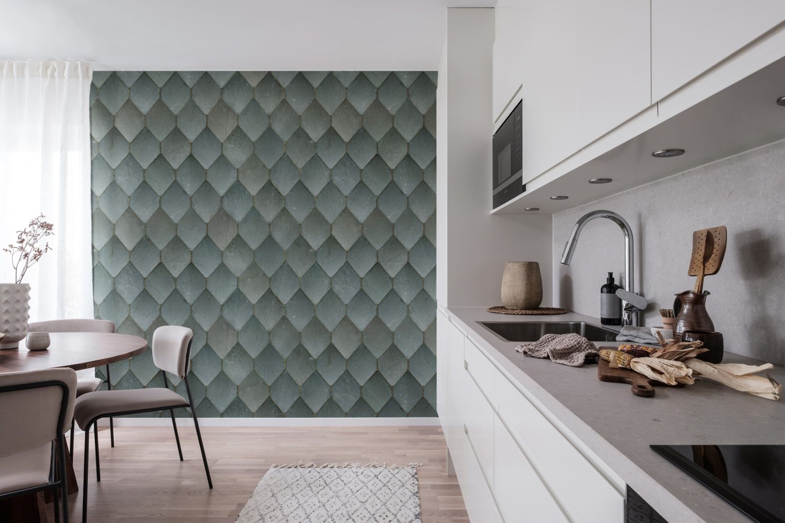 Osaka Tiles, Emerald, Rebel Walls 3