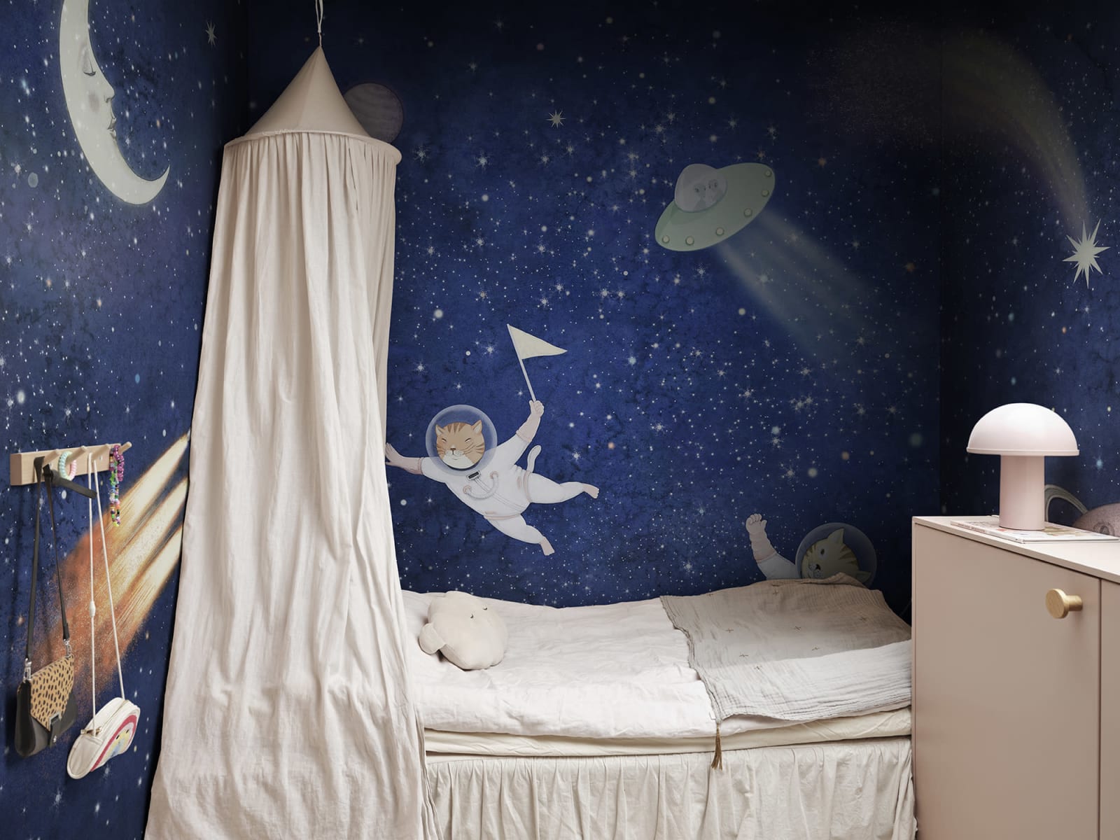 Space Cats, Dark Blue, Rebel Walls 2