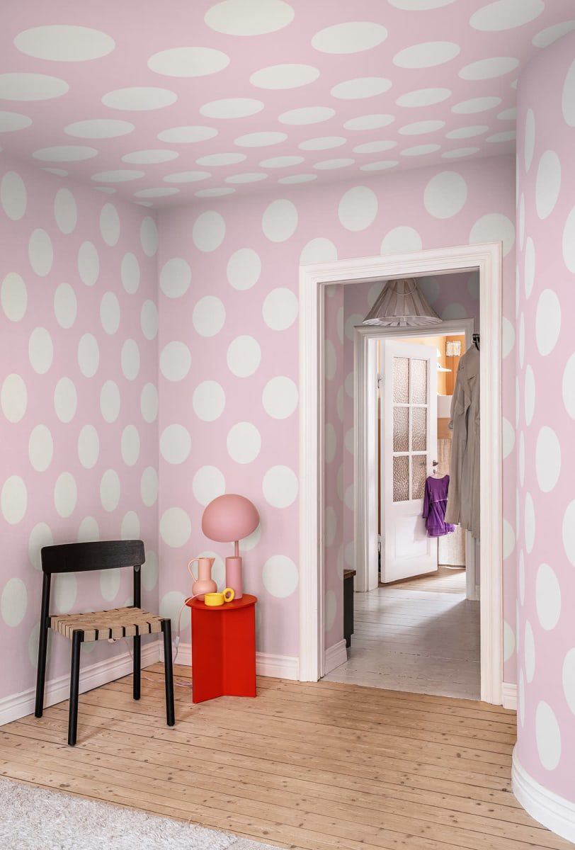 Big Dots, Pink, Rebel Walls 2