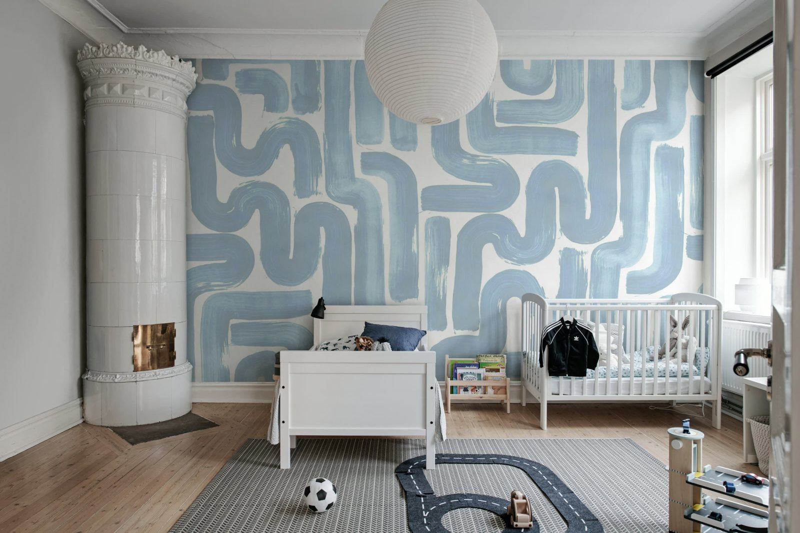 Drape Brush, Blue, Rebel Walls 2