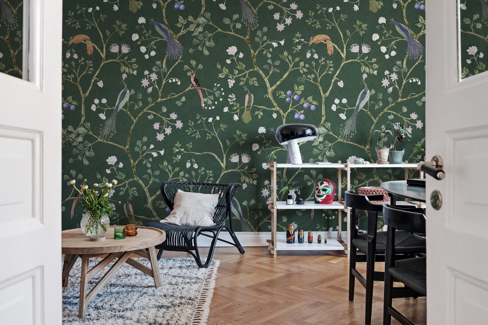 Songbirds, Emerald, Rebel Walls 3