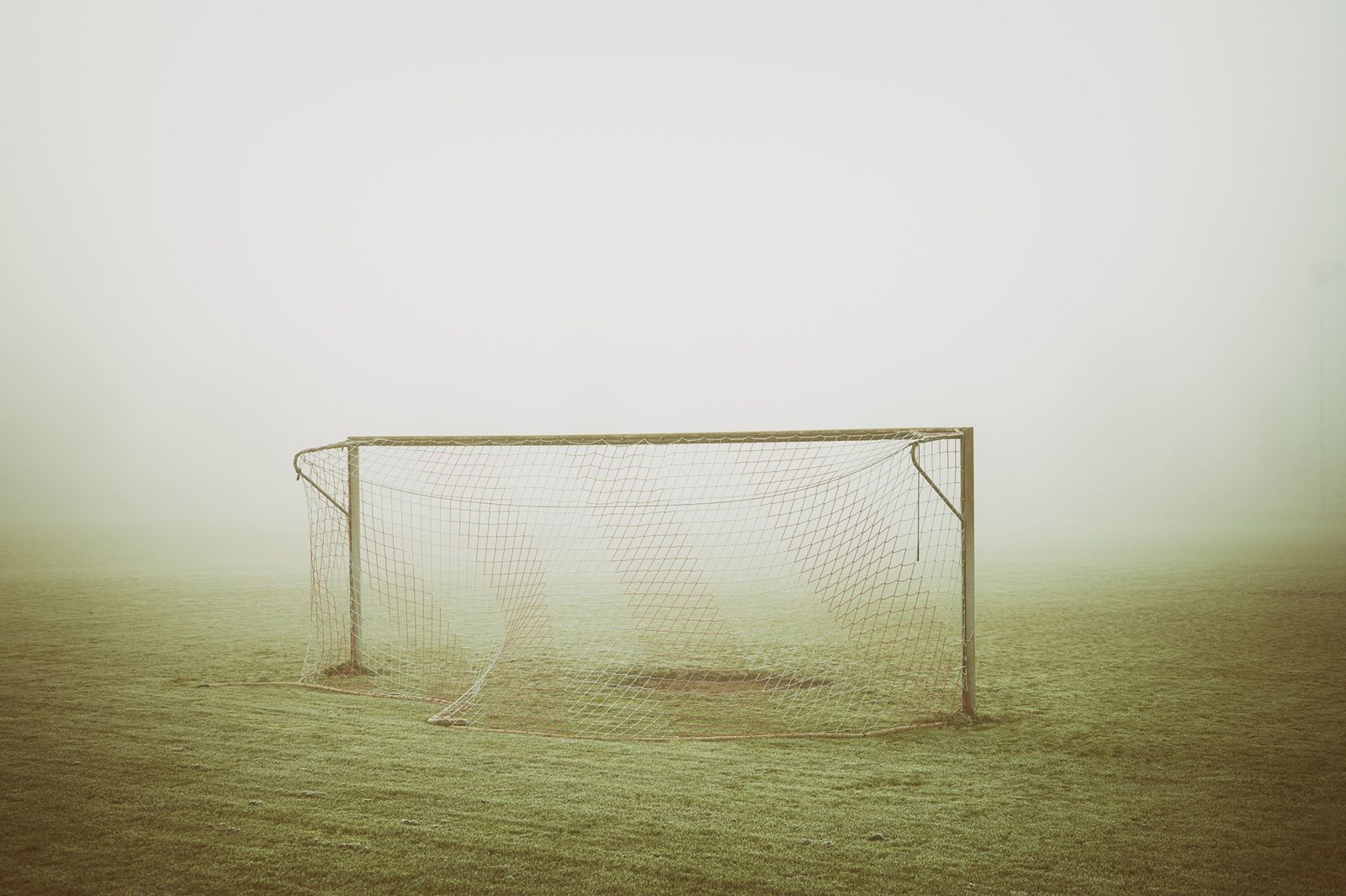 Lonely Goal, Rebel Walls