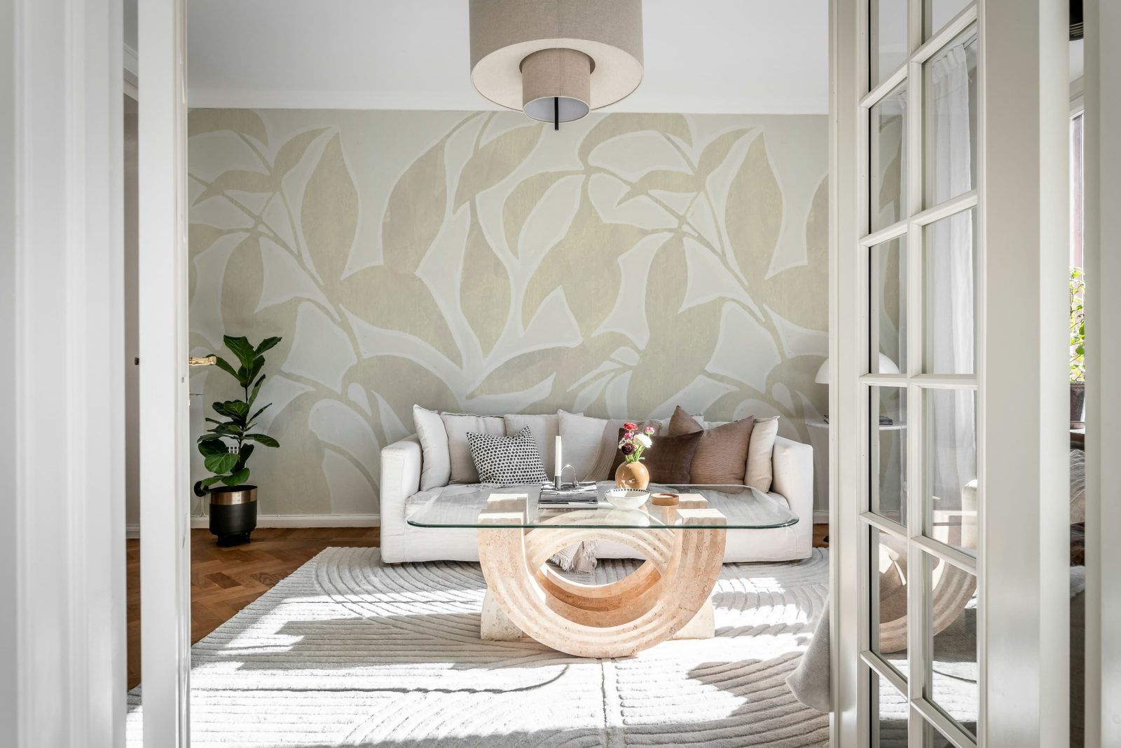 Leaf Silhouette, Beige, Rebel Walls 2