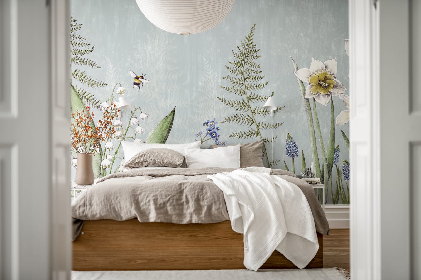 Bumblebee, Light blue, Rebel Walls 2