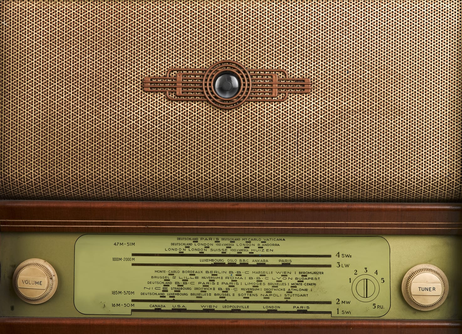 Radio, Rebel Walls