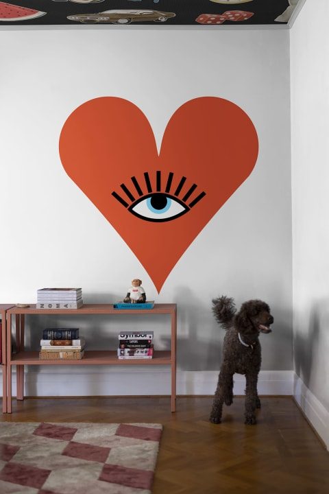 Queen of Hearts, Red, Rebel Walls 2