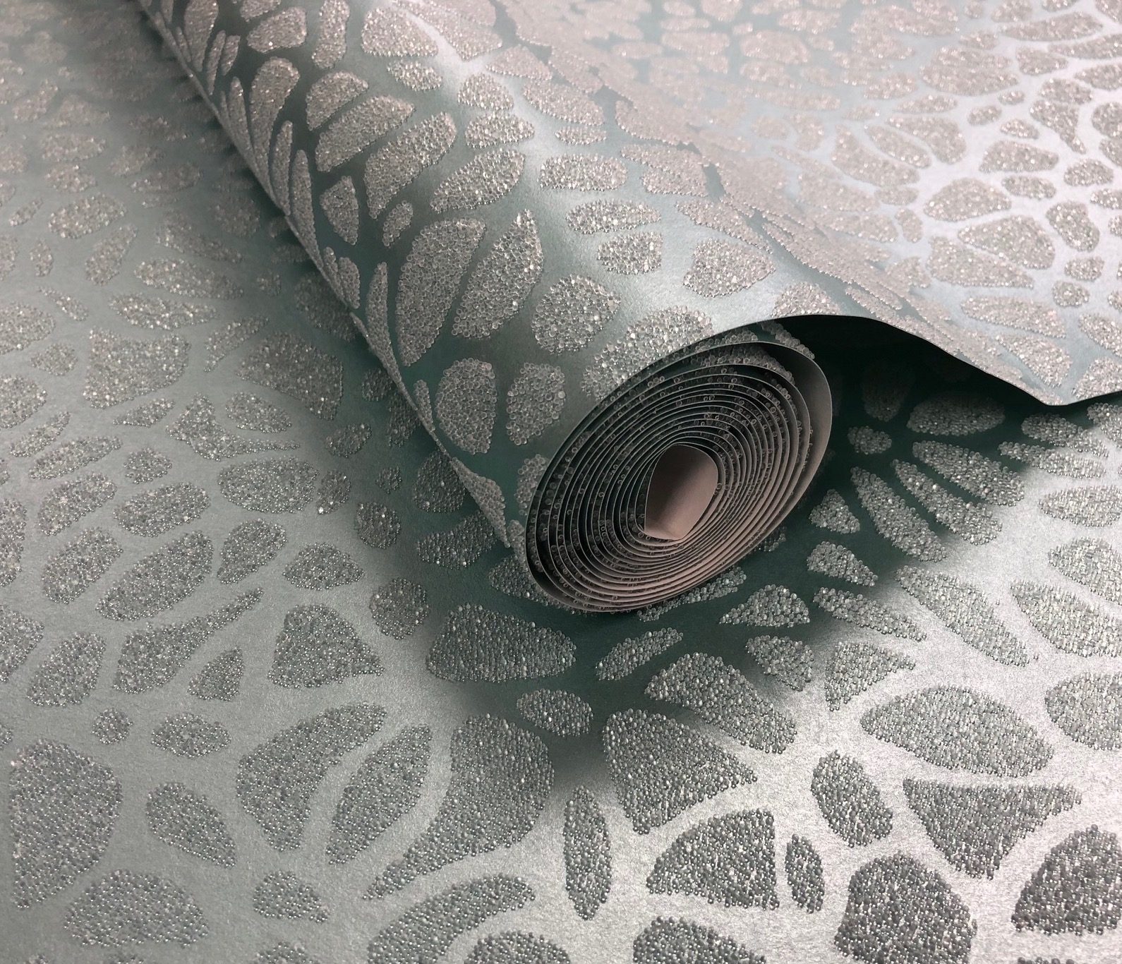 Pebble, Seafoam Green Luxury Bead, 1838 Wallcoverings, 5.3mp / rola 3