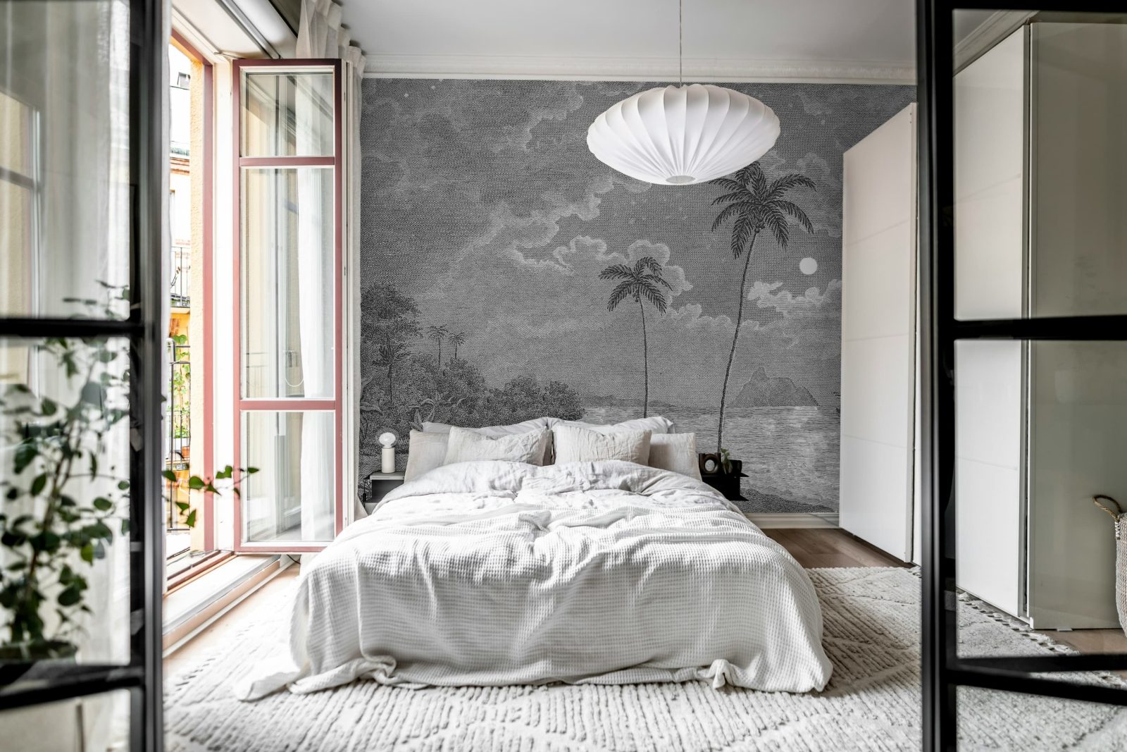 Palm Beach, Black & White, Rebel Walls 2