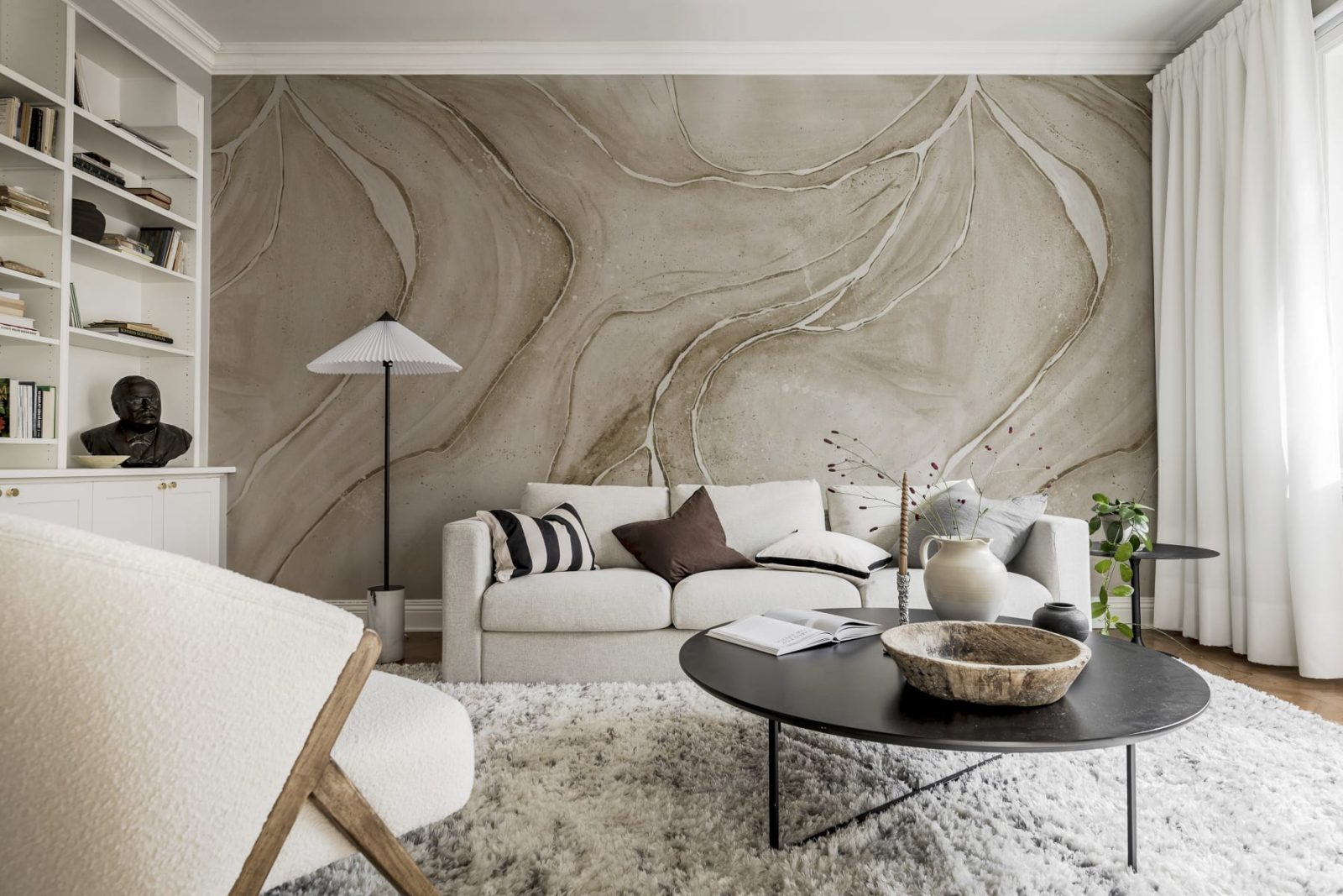 Watercolor Flow, Beige, Rebel Walls 2