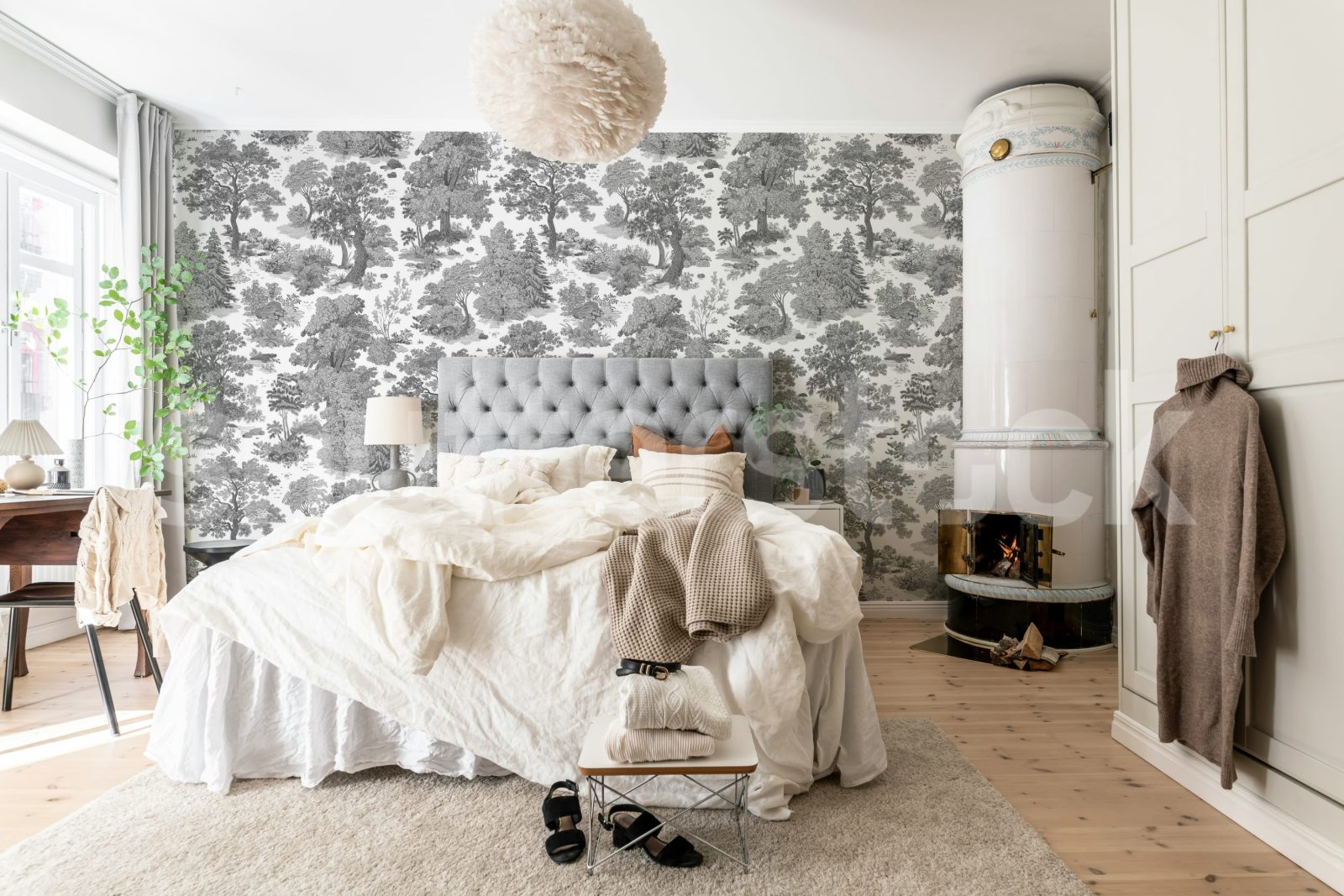 Woodland Toile, Gray, Rebel Walls 2