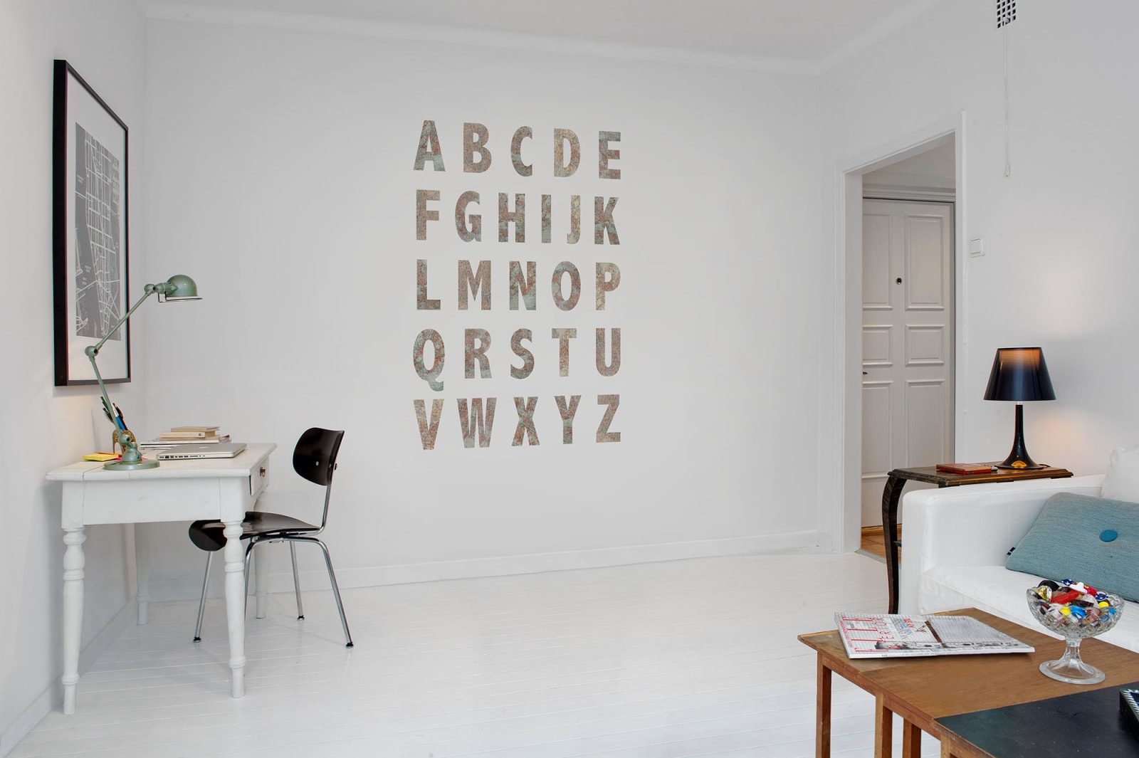 Map Alphabet, Rebel Walls 4