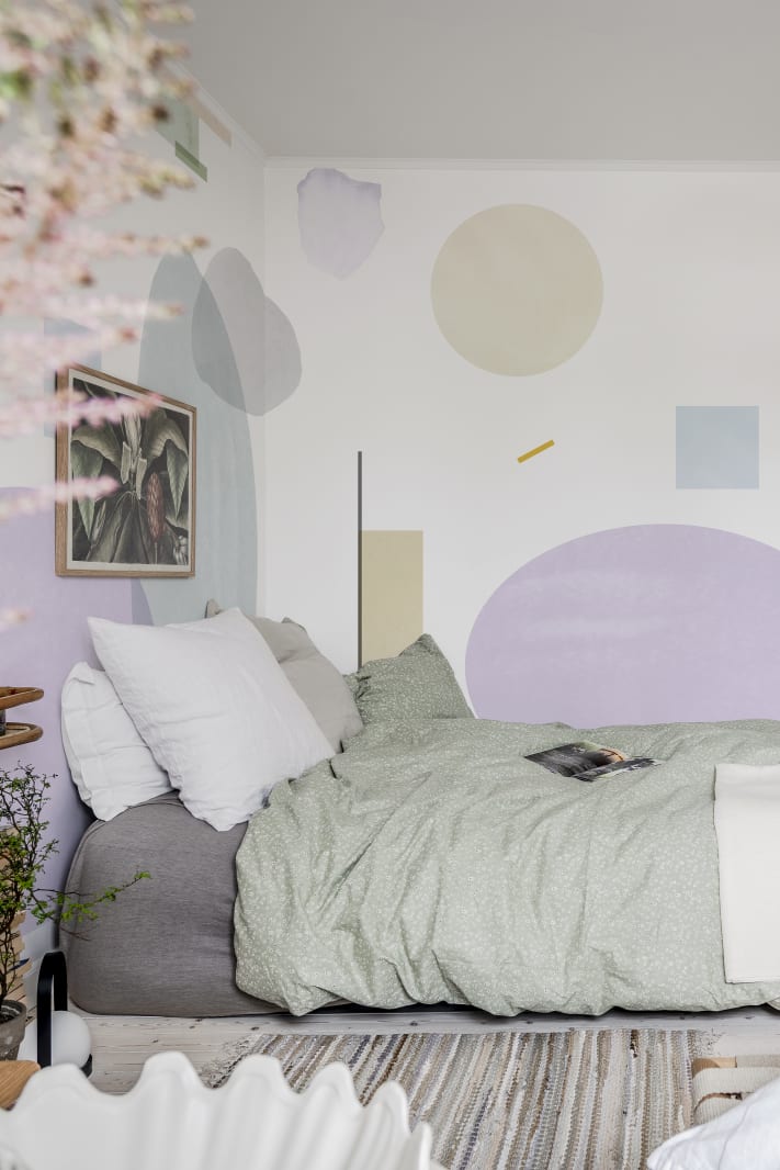 Geometry, Lilac, Rebel Walls 3