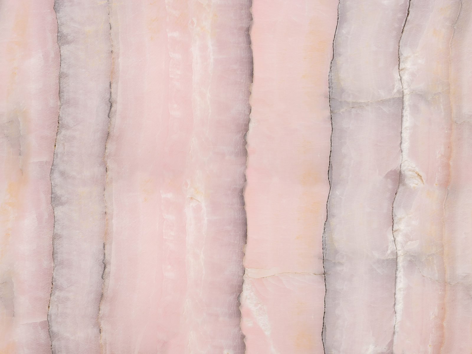 Agate, Rebel Walls