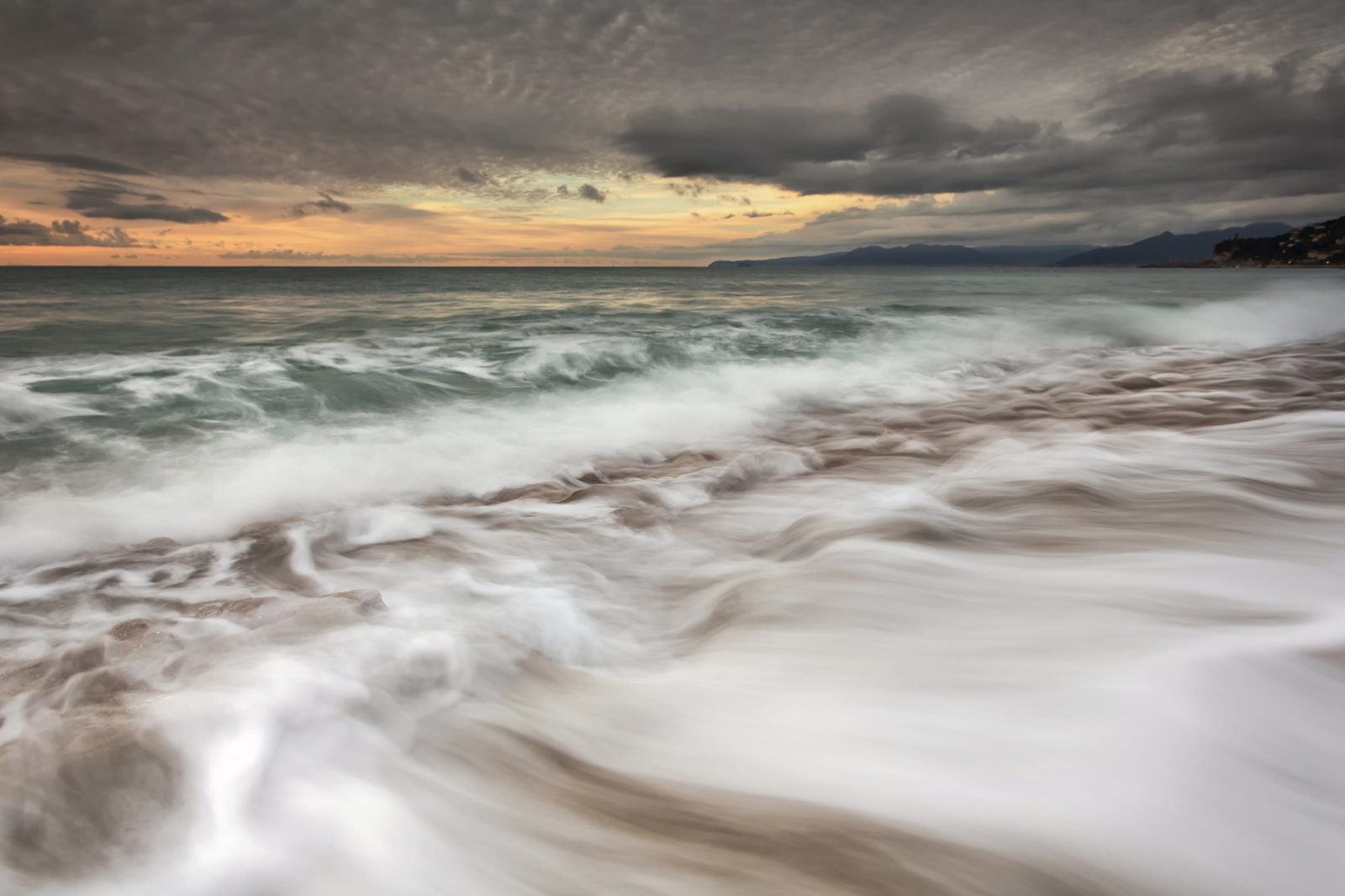 Dramatic Waves, Rebel Walls
