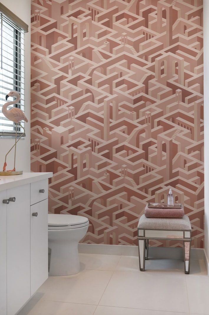 Metropolis, Maze, Rebel Walls 3