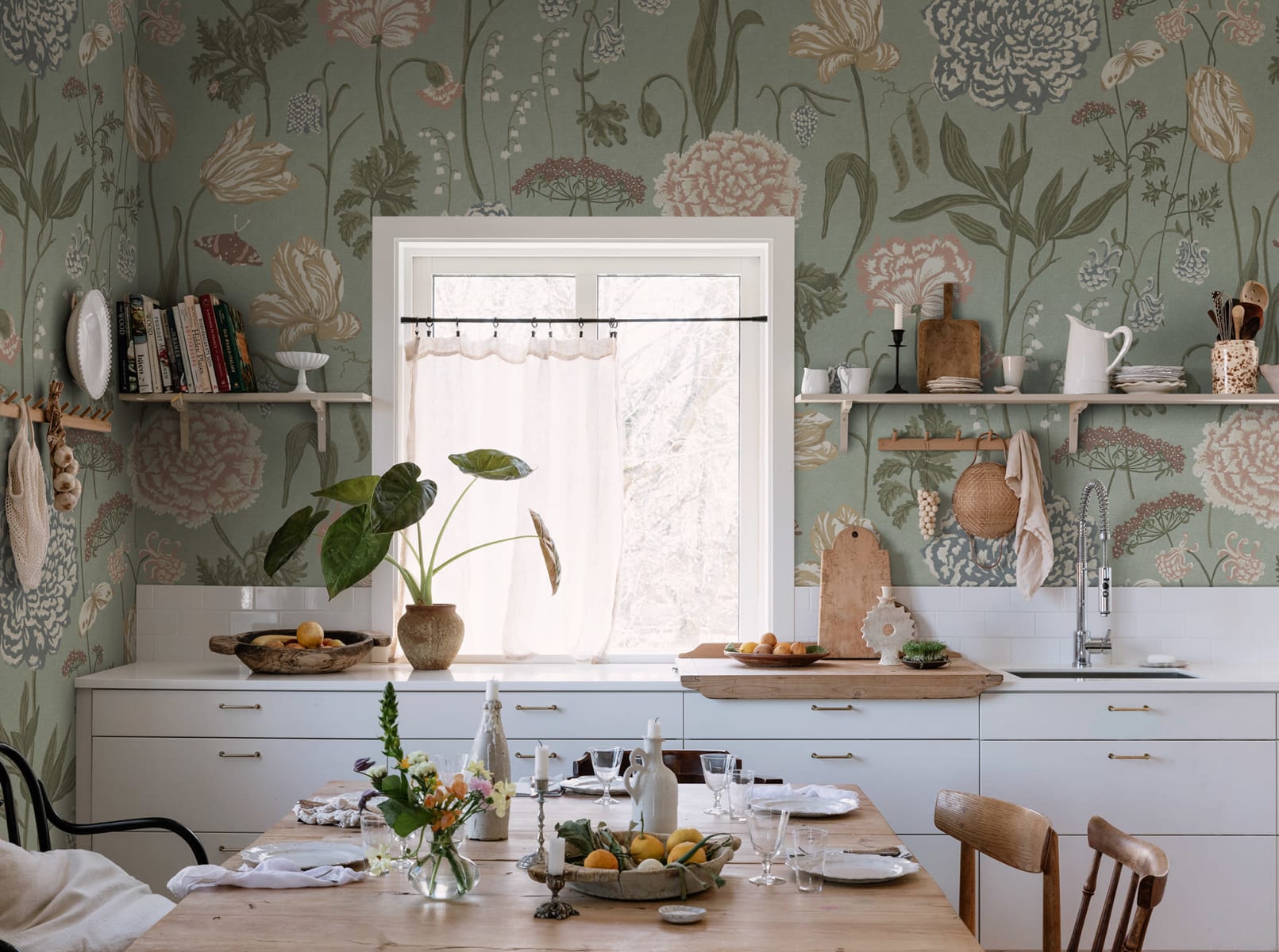 Aurelie Mural, Turquoise, Sandberg 3