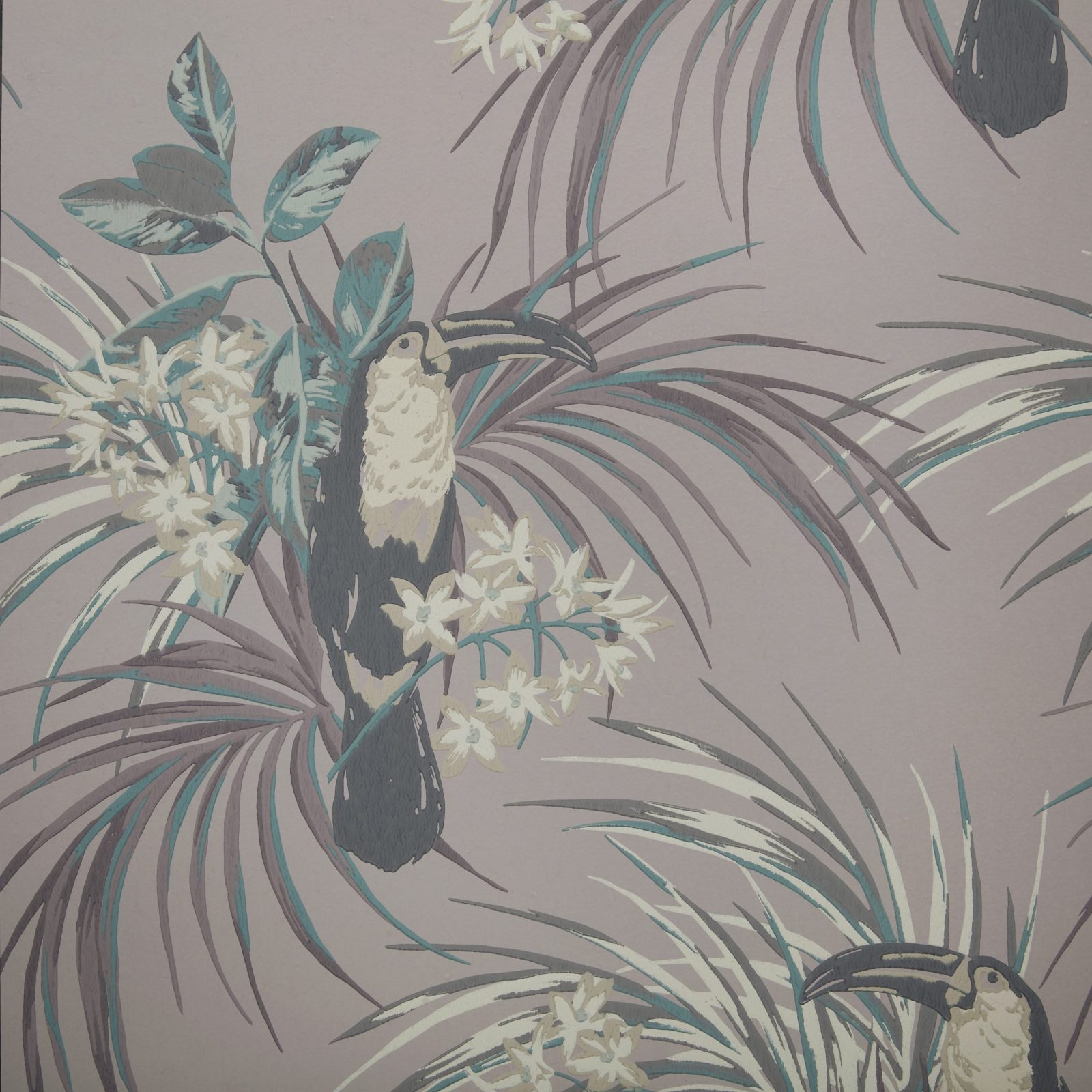 Le Toucan, Rose Pink Luxury Bird, 1838 Wallcoverings, 5.3mp / rola