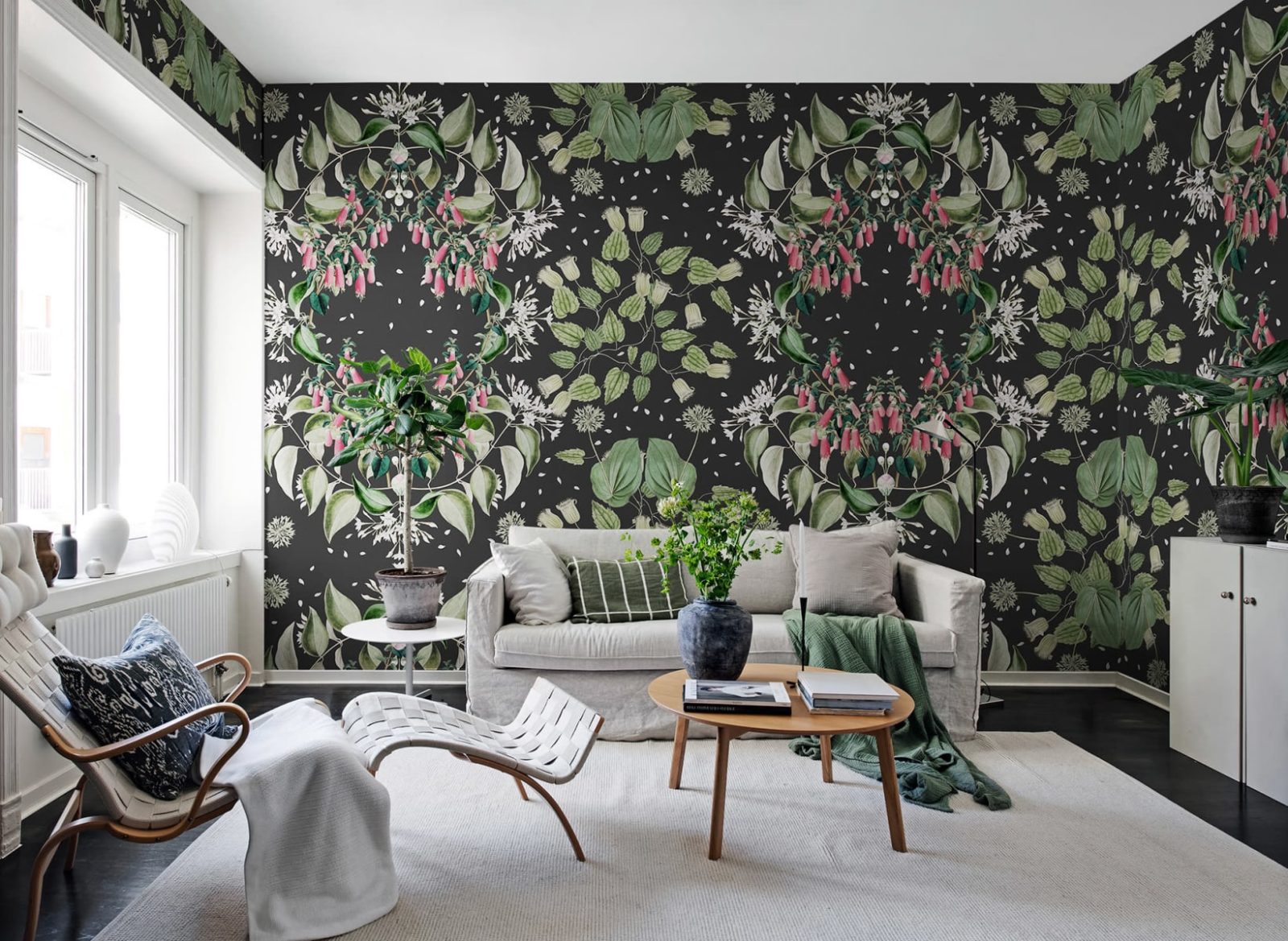 Lotus, Black, Rebel Walls 2