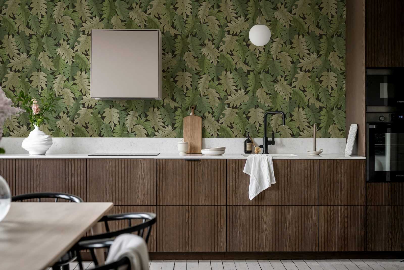 Swirling Fern, Green, Rebel Walls 3