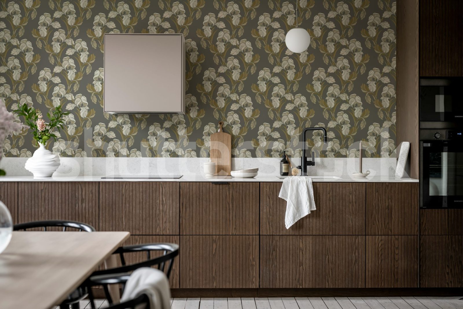 Garland Flora, Brown, Rebel Walls 3