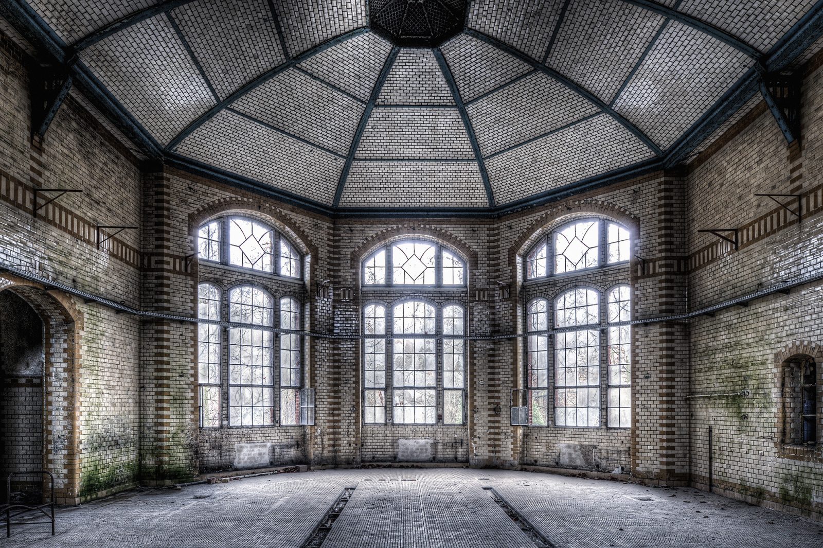 Portals, Rebel Walls