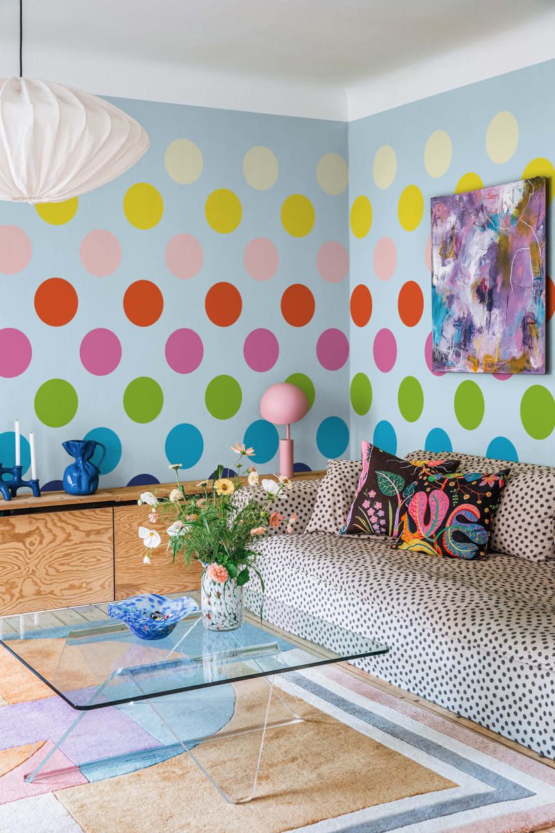 Big Dots, Rainbow, Rebel Walls 2