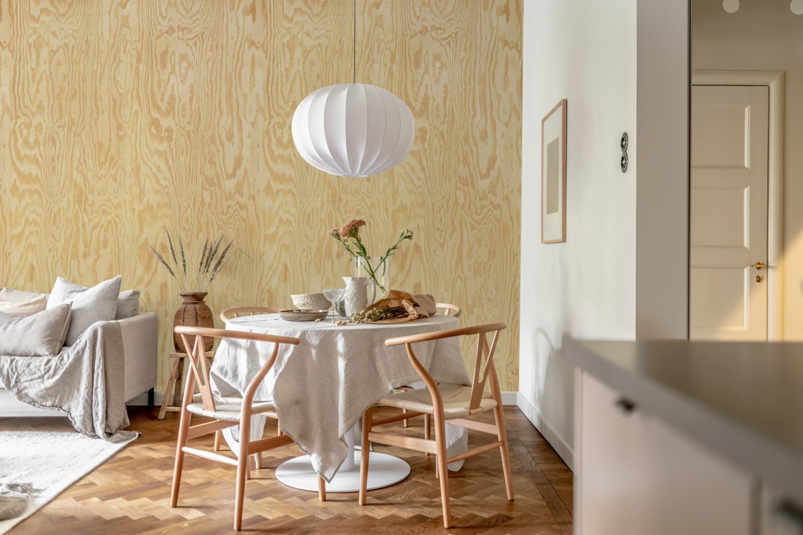 Wood Shades, Pine Wood, Rebel Walls 2