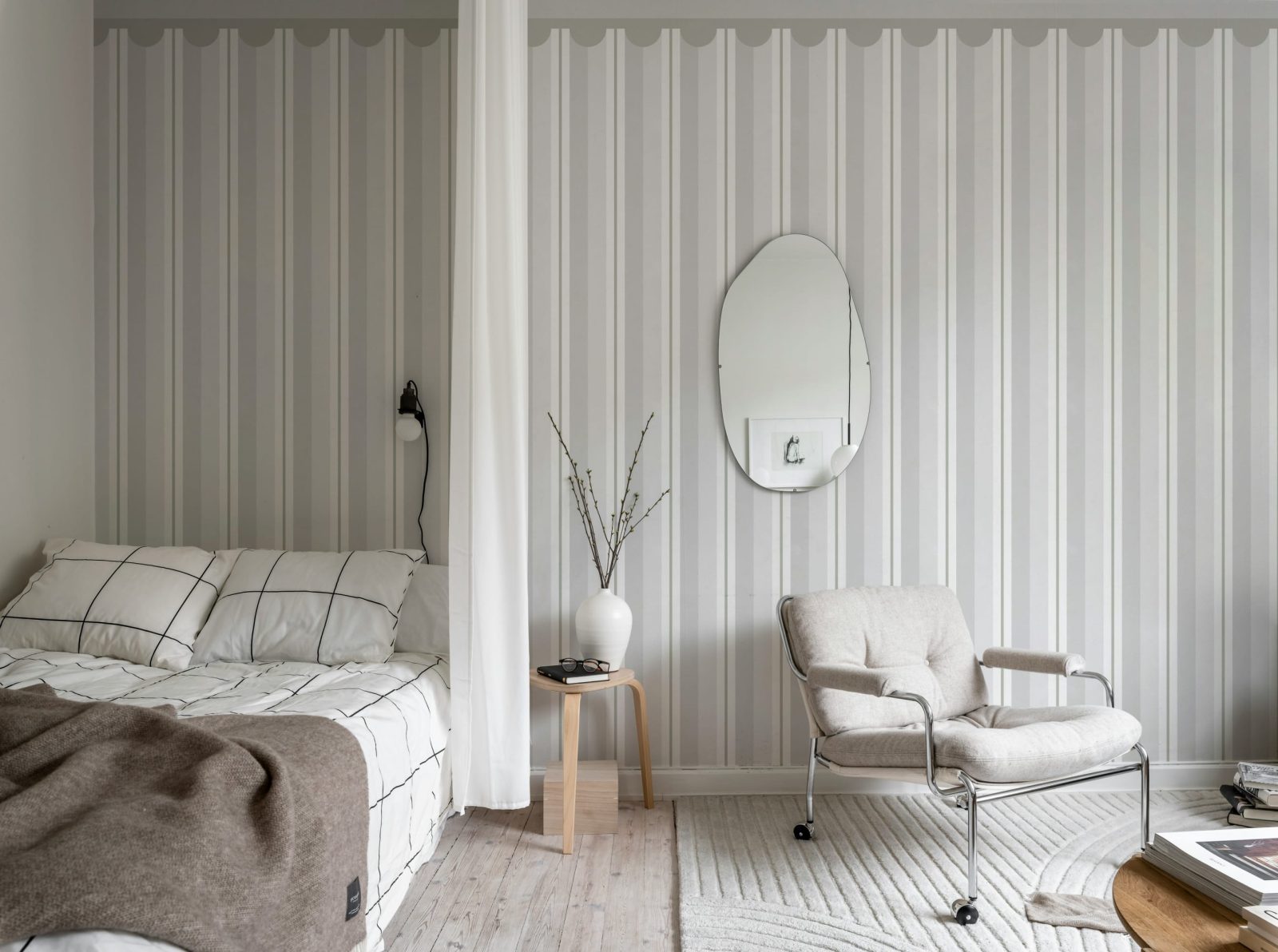 Border Stripe, Gray, Rebel Walls 2