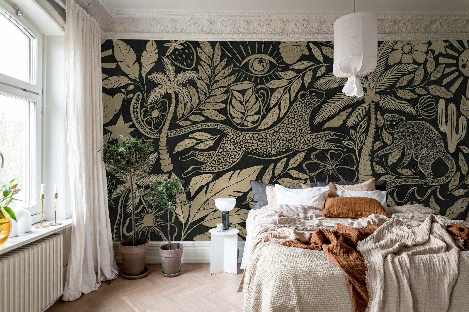 Midnight Tropics, Gold, Rebel Walls 2
