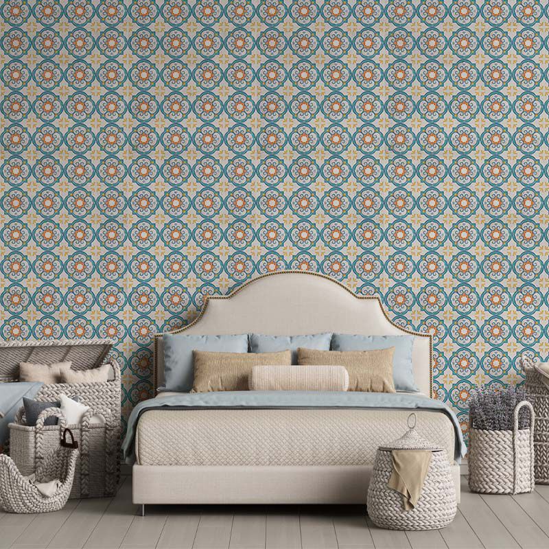 Oriental Blue, VLAdiLA 3
