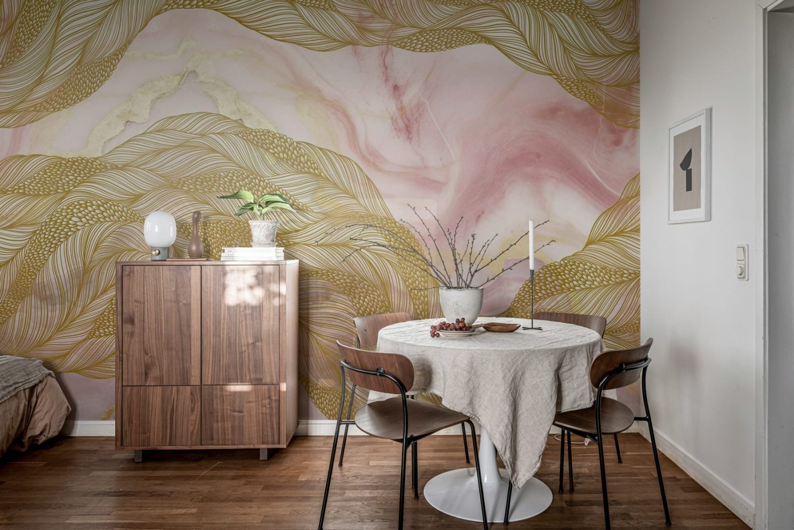 Opulence Flow, Pink Marble, Rebel Walls 3