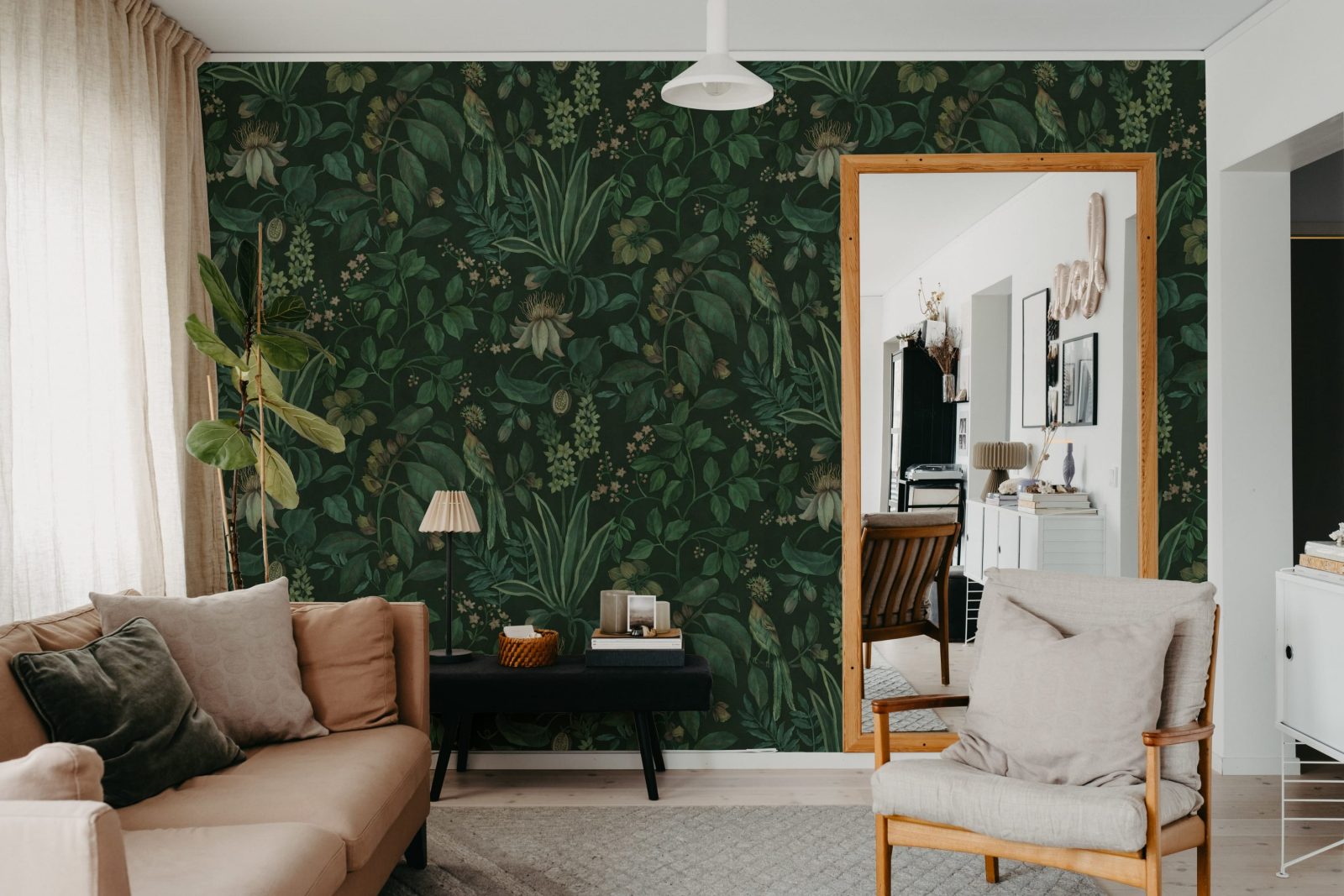 Tropical Harmony, Dark, Rebel Walls 2
